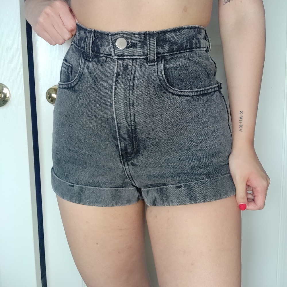 AMERICAN APPAREL HIGH WAIST DENIM SHORTS - Picture 6 of 8
